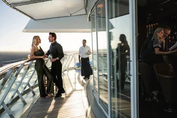 Hapag Lloyd Cruises EUROPA Sansibar.jpg